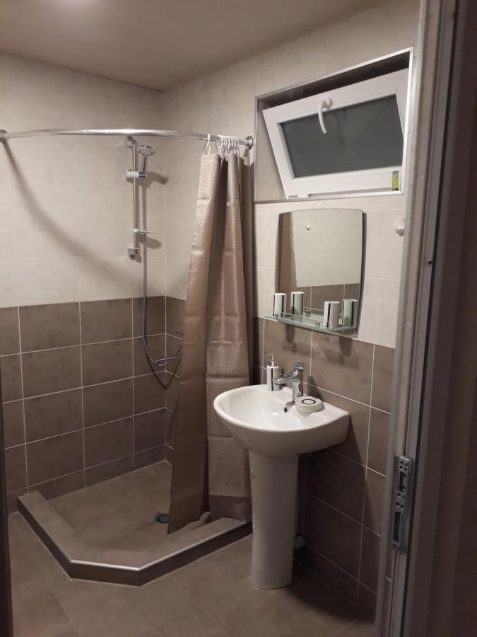 2 Bedroom Apartment In Chugureti 第比利斯 外观 照片