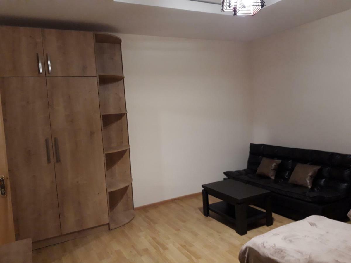 2 Bedroom Apartment In Chugureti 第比利斯 外观 照片