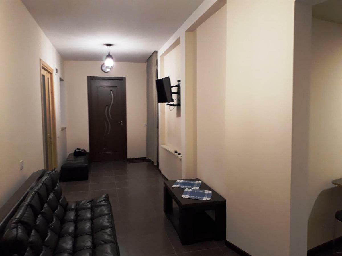 2 Bedroom Apartment In Chugureti 第比利斯 外观 照片
